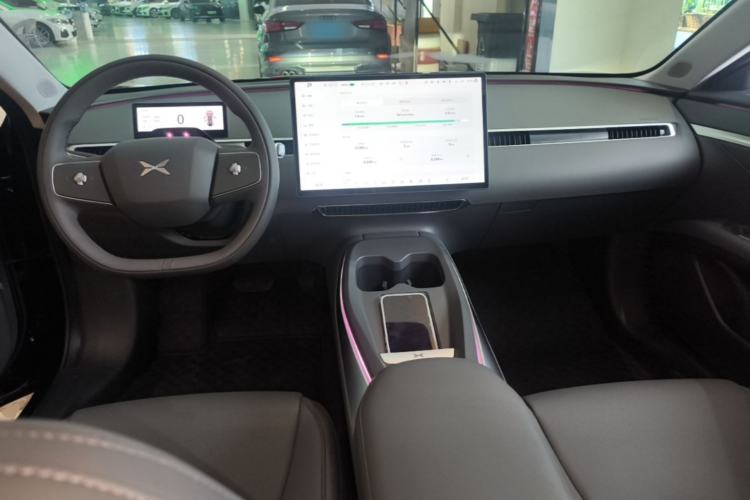 Used XPeng MONA M03 2024 620 with Ultra-Long Range Center Console