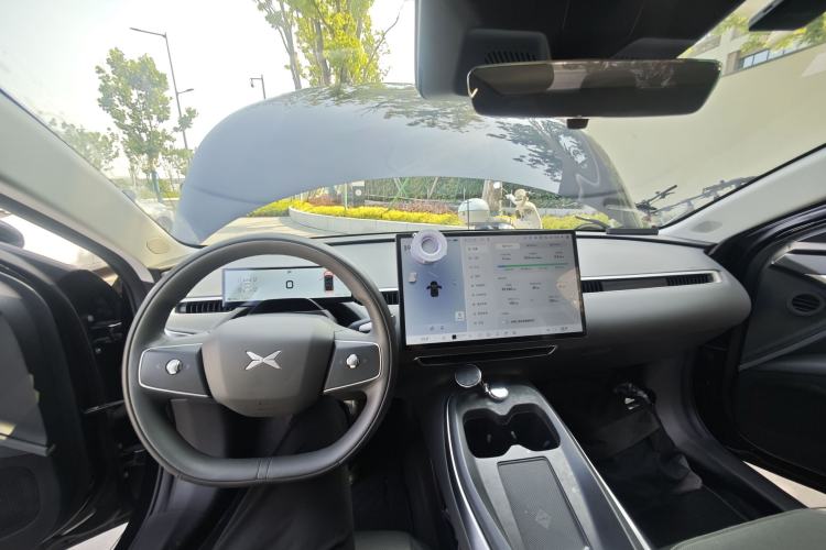 Used XPeng MONA M03 2024 620 with Ultra-Long Range Center Console