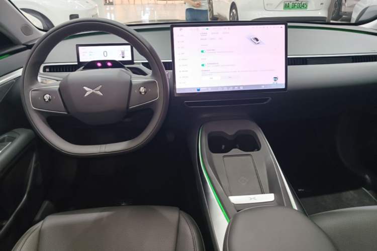 Used XPeng MONA M03 2024 620 with Ultra-Long Range Center Console