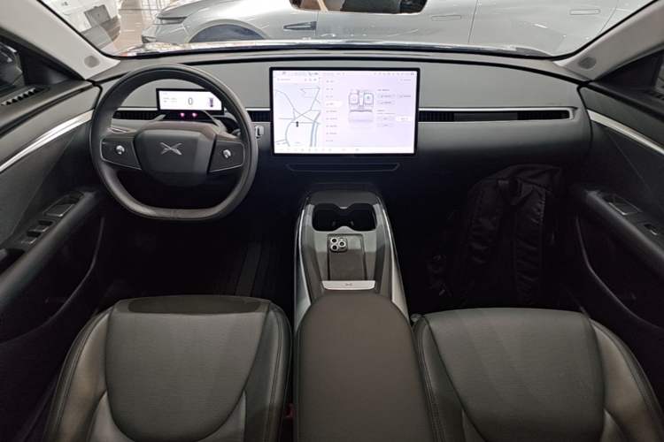 Used XPeng MONA M03 2024 620 with Ultra-Long Range Center Console