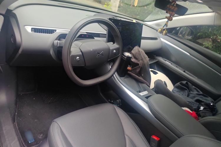 Used XPeng MONA M03 2024 620 with Ultra-Long Range Center Console