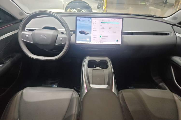 Used XPeng MONA M03 2024 620 with Ultra-Long Range Center Console
