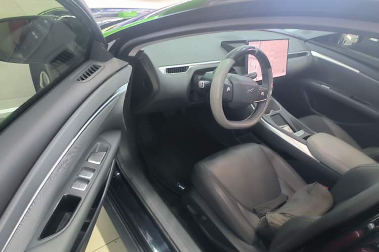Used XPeng MONA M03 2024 620 with Ultra-Long Range Driver Seat