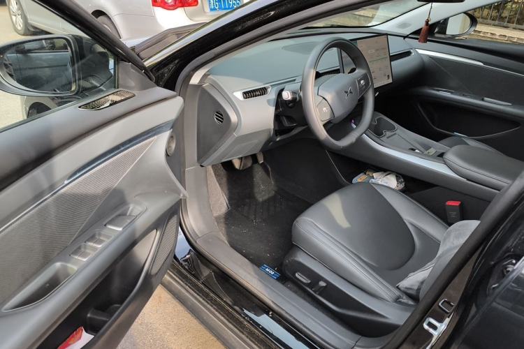 Used XPeng MONA M03 2024 620 with Ultra-Long Range Driver Seat