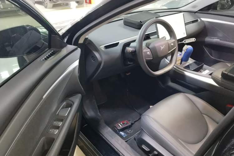 Used XPeng MONA M03 2024 620 with Ultra-Long Range Driver Seat