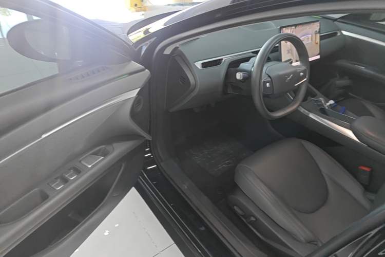 Used XPeng MONA M03 2024 620 with Ultra-Long Range Driver Seat
