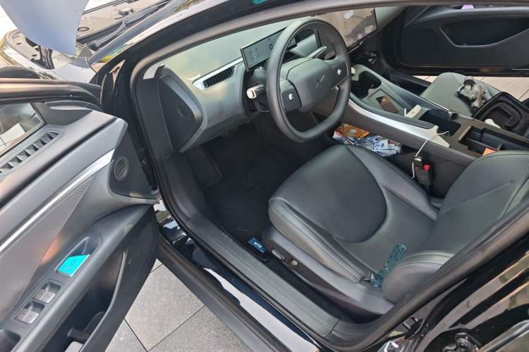 Used XPeng MONA M03 2024 620 with Ultra-Long Range Driver Seat