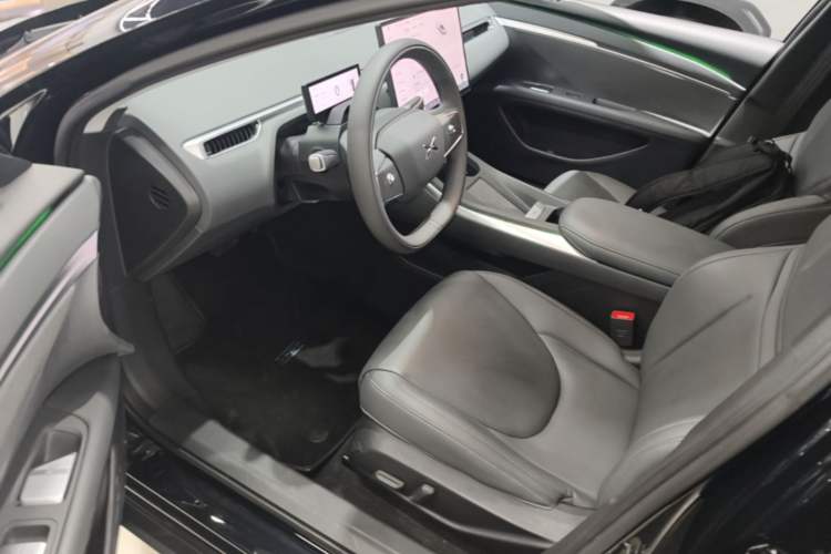 Used XPeng MONA M03 2024 620 with Ultra-Long Range Driver Seat
