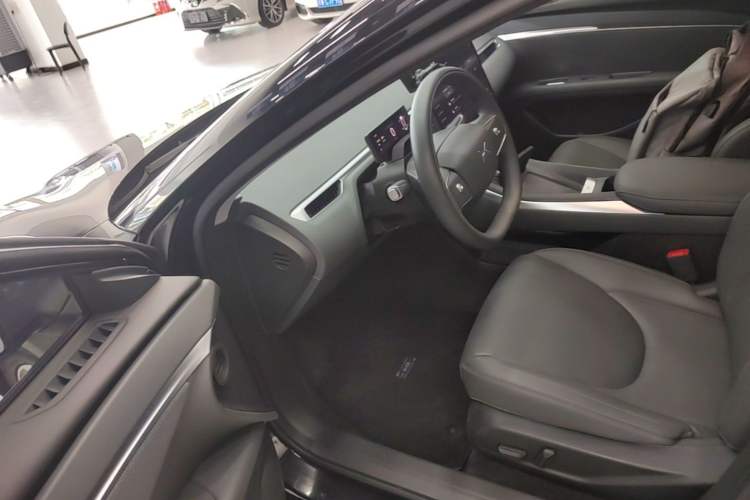 Used XPeng MONA M03 2024 620 with Ultra-Long Range Driver Seat