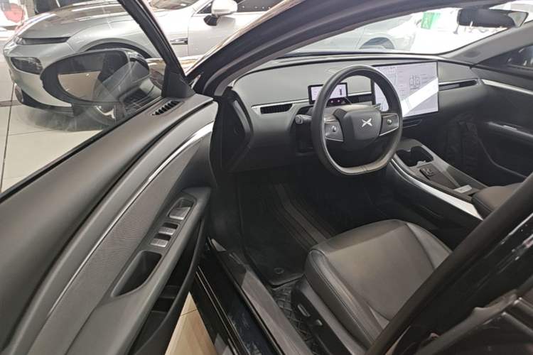 Used XPeng MONA M03 2024 620 with Ultra-Long Range Driver Seat