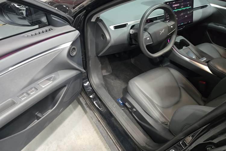 Used XPeng MONA M03 2024 620 with Ultra-Long Range Driver Seat