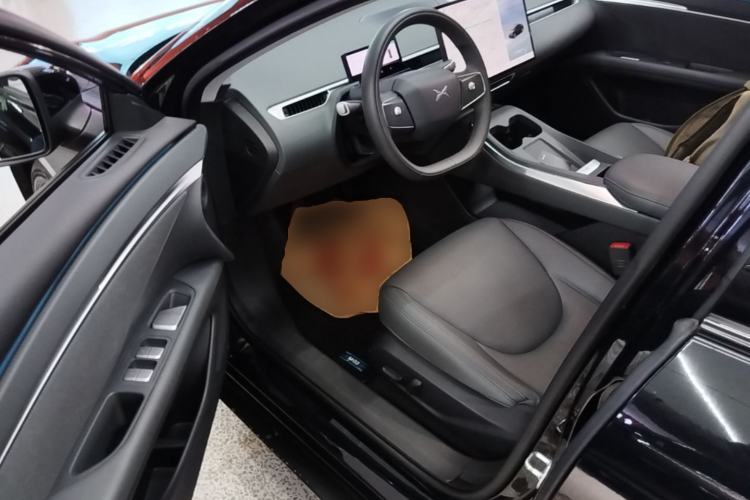 Used XPeng MONA M03 2024 620 with Ultra-Long Range Driver Seat