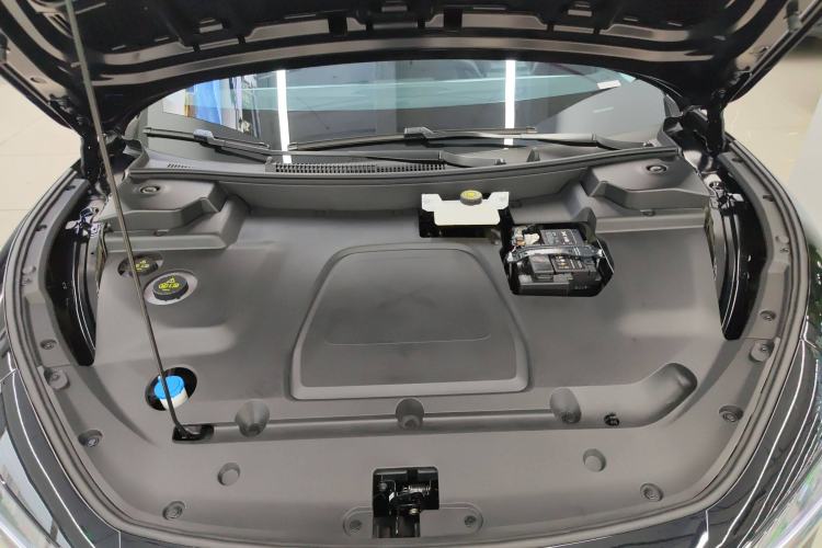 Used XPeng MONA M03 2024 620 with Ultra-Long Range Engine Bay