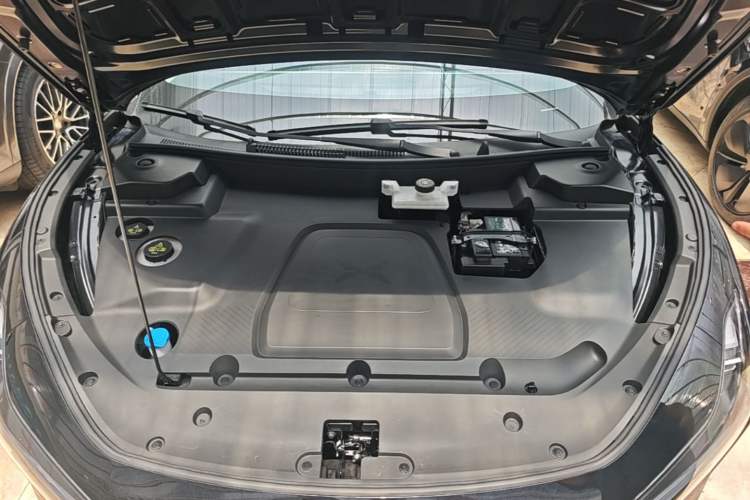 Used XPeng MONA M03 2024 515 Long-Range Engine Bay