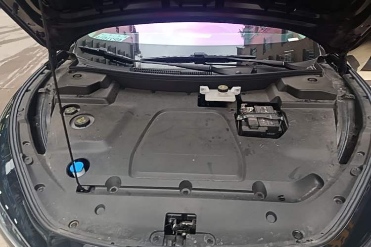 Used XPeng MONA M03 2024 580 with Ultra-Long Range Max Engine Bay