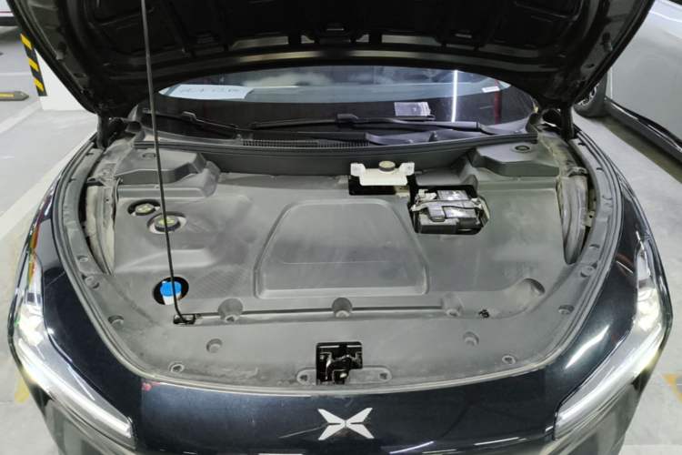 Used XPeng MONA M03 2024 620 with Ultra-Long Range Engine Bay