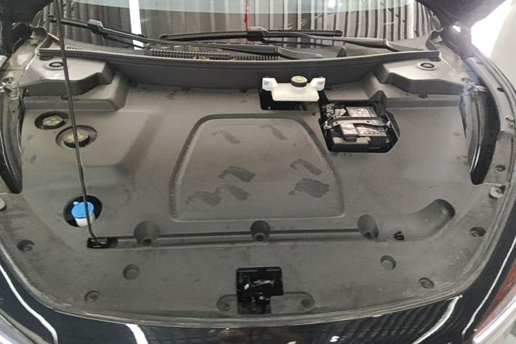 Used XPeng MONA M03 2024 620 with Ultra-Long Range Engine Bay