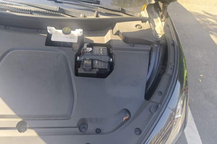 Used XPeng MONA M03 2024 515 Long-Range Engine Bay Left