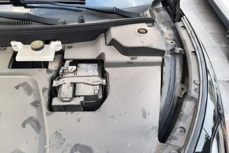 Used XPeng MONA M03 2024 620 with Ultra-Long Range Engine Bay Left