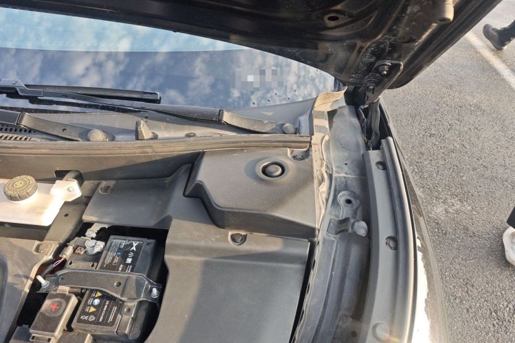 Used XPeng MONA M03 2024 620 with Ultra-Long Range Engine Bay Left
