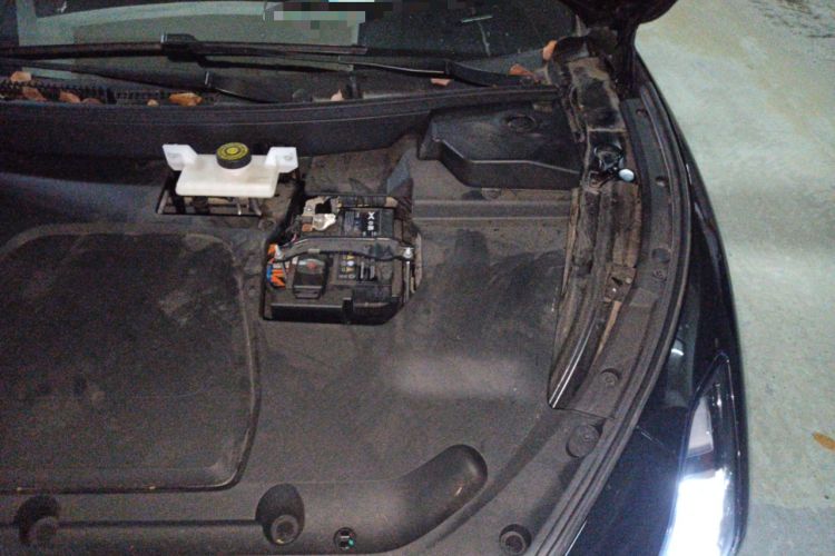 Used XPeng MONA M03 2024 620 with Ultra-Long Range Engine Bay Left