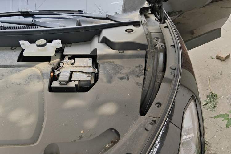 Used XPeng MONA M03 2024 515 Long-Range Engine Bay Left