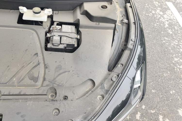 Used XPeng MONA M03 2024 620 with Ultra-Long Range Engine Bay Left