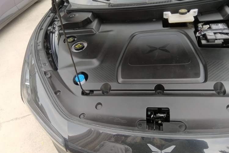 Used XPeng MONA M03 2024 515 Long-Range Engine Bay Right