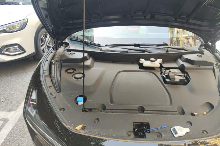 Used XPeng MONA M03 2024 620 with Ultra-Long Range Engine Bay Right