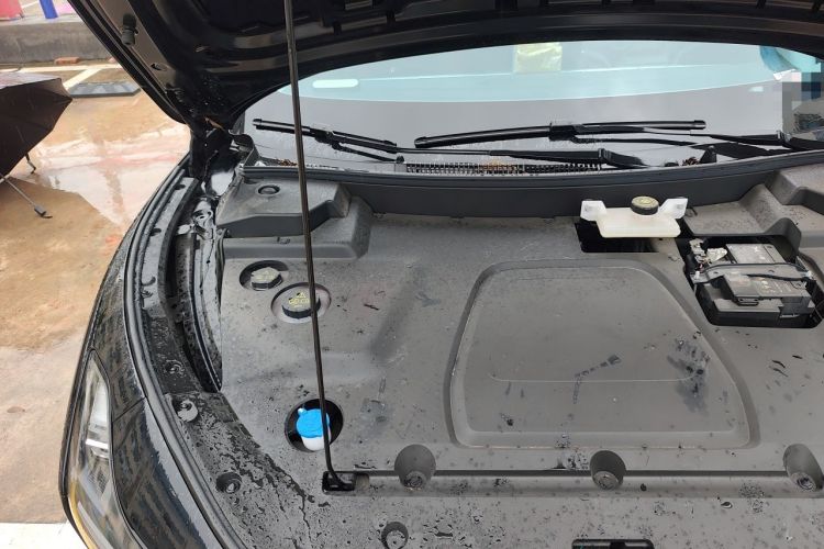 Used XPeng MONA M03 2024 620 with Ultra-Long Range Engine Bay Right