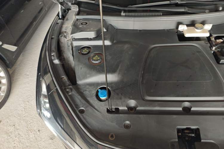 Used XPeng MONA M03 2024 515 Long-Range Engine Bay Right
