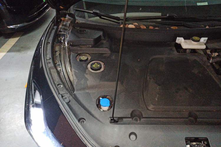 Used XPeng MONA M03 2024 620 with Ultra-Long Range Engine Bay Right