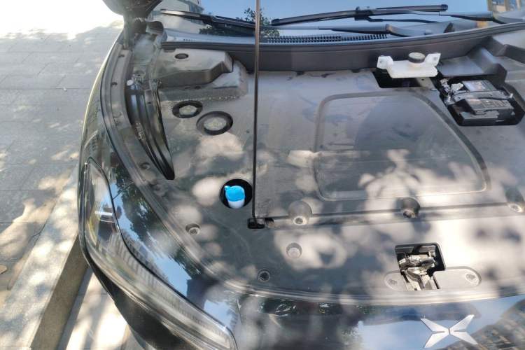 Used XPeng MONA M03 2024 620 with Ultra-Long Range Engine Bay Right