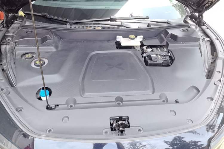 Used XPeng MONA M03 2024 620 with Ultra-Long Range Engine Bay