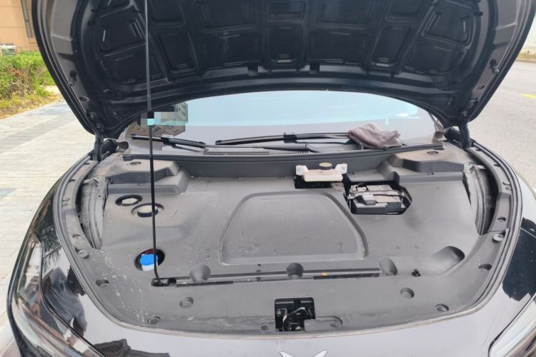 Used XPeng MONA M03 2024 620 with Ultra-Long Range Engine Bay