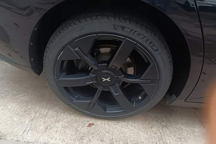 Used XPeng MONA M03 2024 620 with Ultra-Long Range Exterior 2