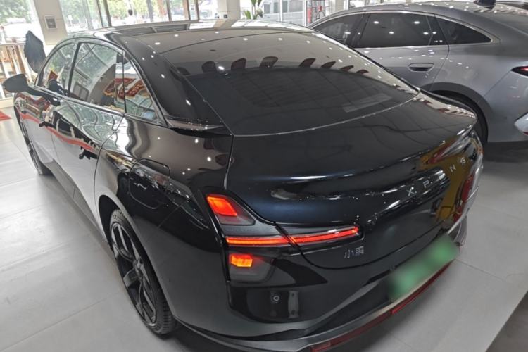 Used XPeng MONA M03 2024 620 with Ultra-Long Range Exterior 2