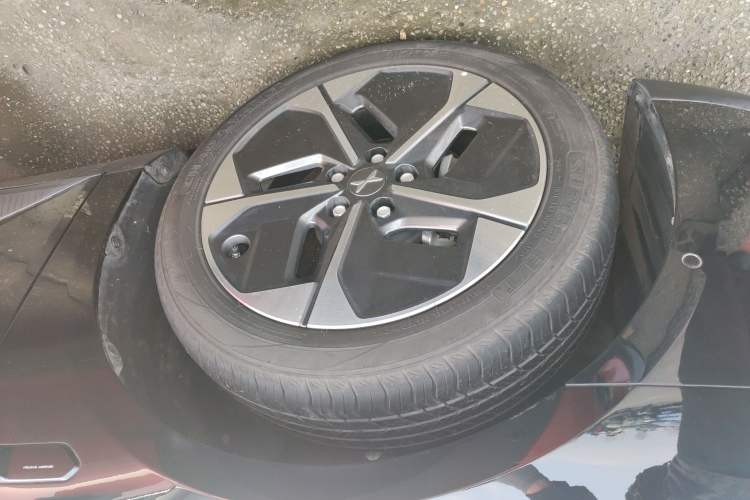 Used XPeng MONA M03 2024 515 Long-Range Exterior 7