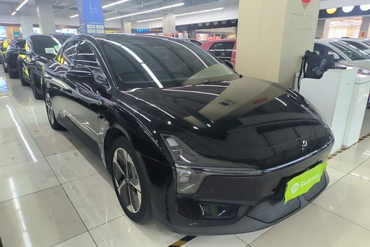 Used XPeng MONA M03 2024 620 with Ultra-Long Range Front Right 45 Deg