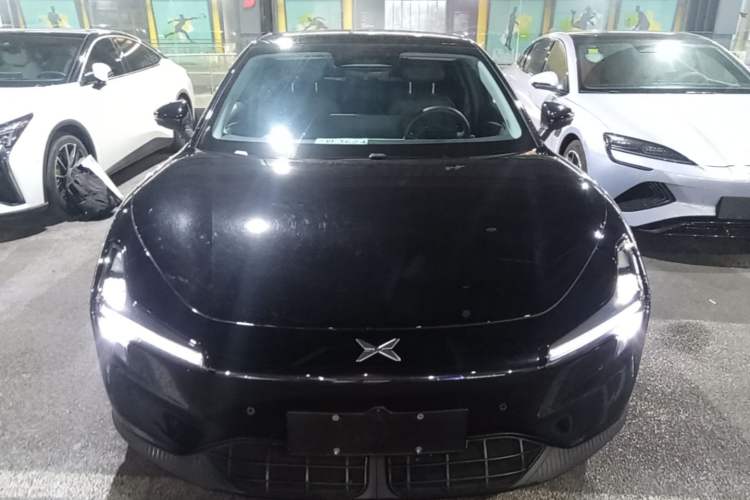 Used XPeng MONA M03 2024 620 with Ultra-Long Range Front