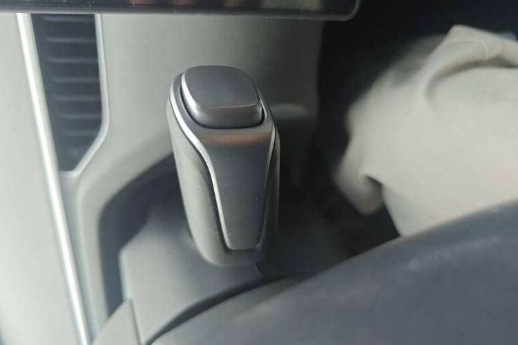 Used XPeng MONA M03 2024 515 Long-Range Gear Lever