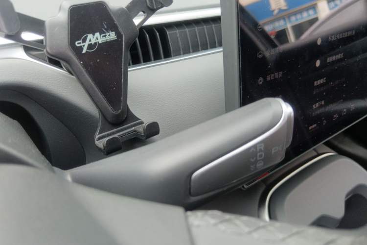Used XPeng MONA M03 2024 515 Long-Range Gear Lever