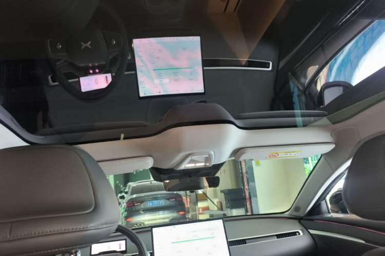 Used XPeng MONA M03 2024 620 with Ultra-Long Range Headliner
