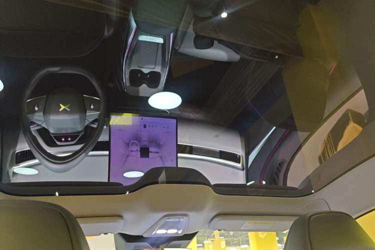 Used XPeng MONA M03 2024 620 with Ultra-Long Range Headliner