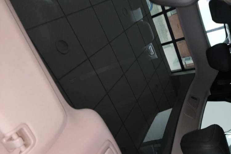 Used XPeng MONA M03 2024 620 with Ultra-Long Range Headliner