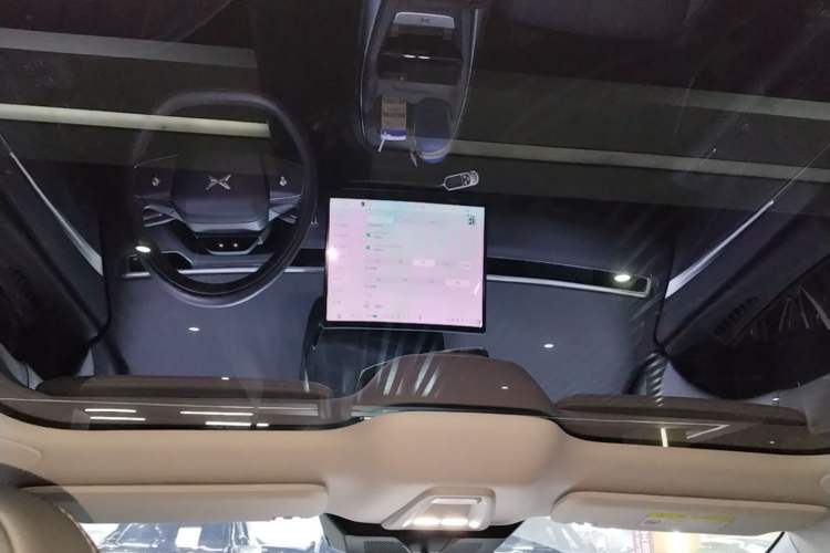 Used XPeng MONA M03 2024 620 with Ultra-Long Range Headliner