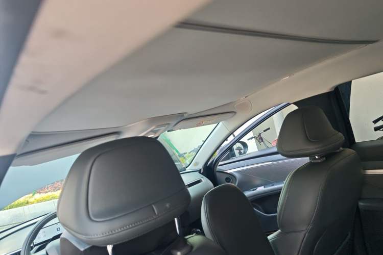 Used XPeng MONA M03 2024 620 with Ultra-Long Range Headliner