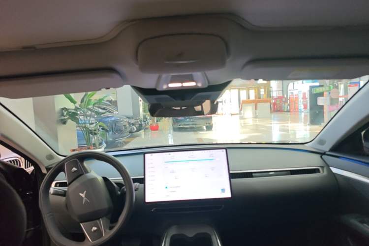 Used XPeng MONA M03 2024 620 with Ultra-Long Range Headliner