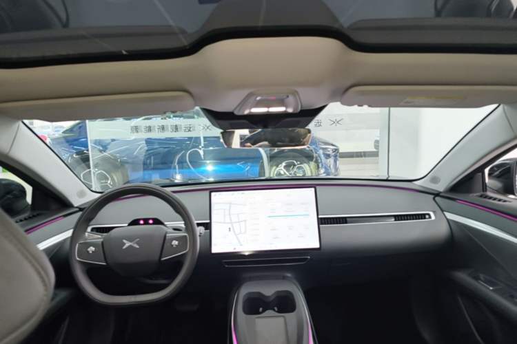 Used XPeng MONA M03 2024 620 with Ultra-Long Range Headliner