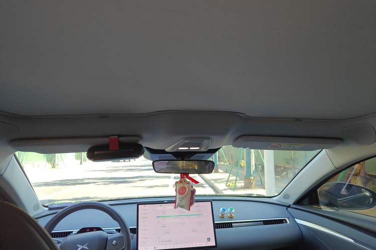 Used XPeng MONA M03 2024 620 with Ultra-Long Range Headliner